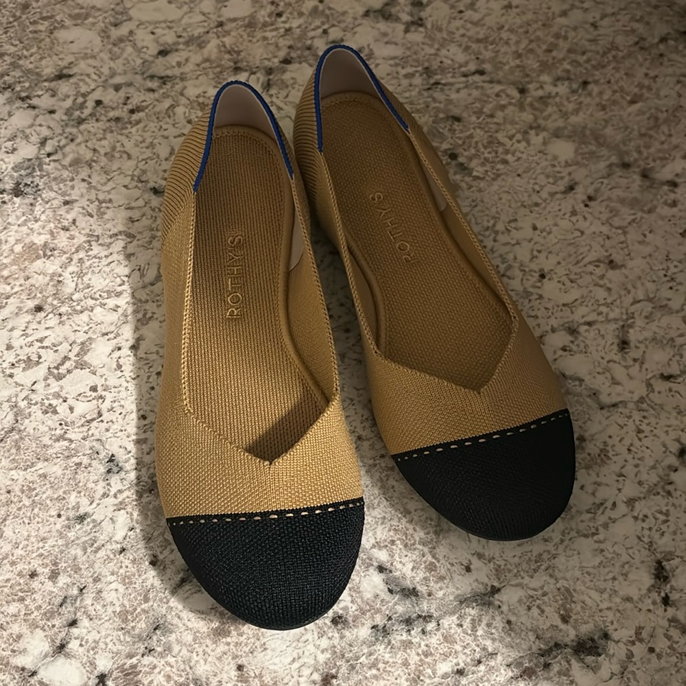 Rothy’s Sz 9 flats